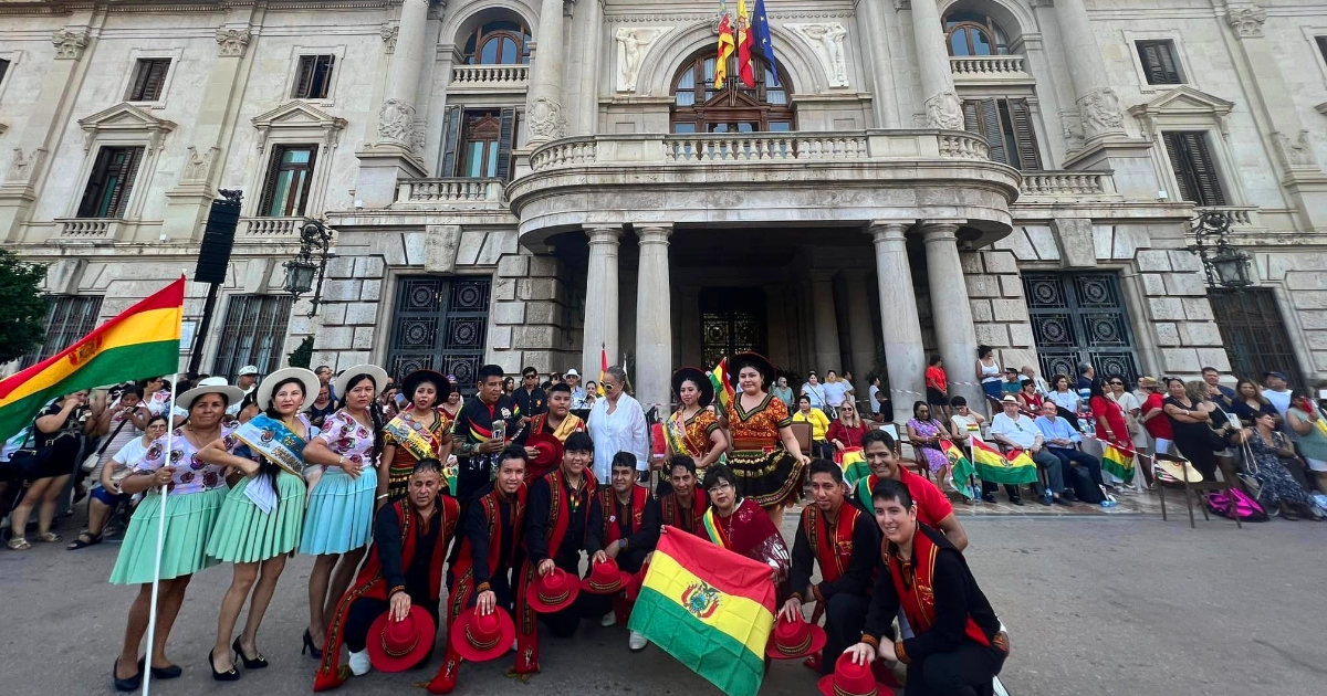 Salay Bolivia en Valencia, España (Foto: Consulado de Bolivia)