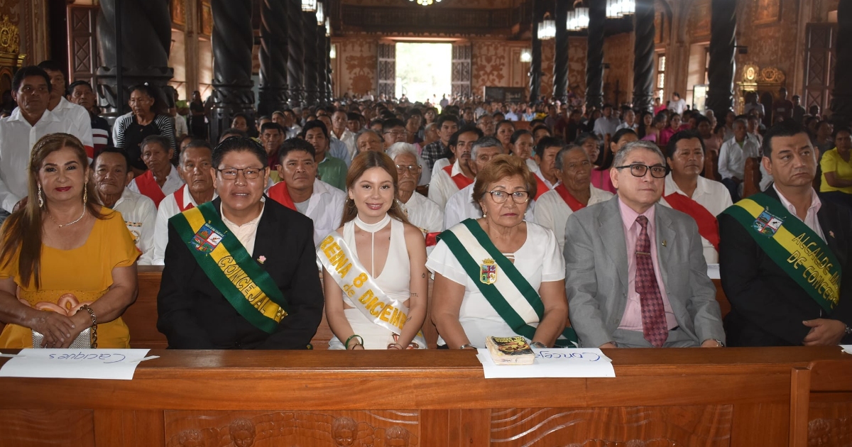 Autoridades en homilía aniversario de Concepción (Foto: GAMC) 