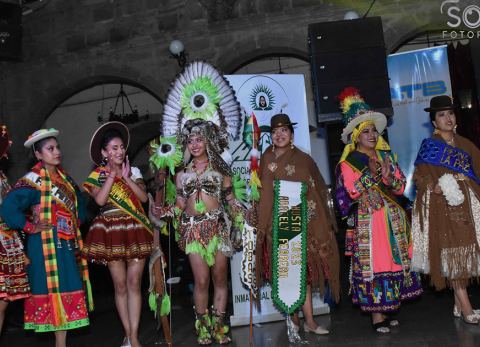 Candidatas a Reina del Gran Poder (Foto: Solcar)