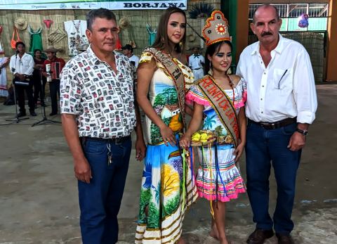 Valeria Aponte y autoridades (Foto: El Guardián Beniano)