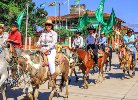 Cabalgata de Día del Ganadero Beniano (Foto: Fegabeni)