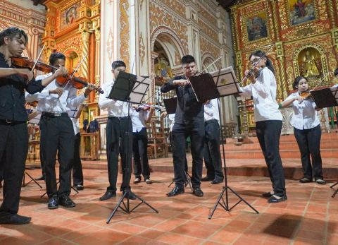 Orquesta Sinfónica Paz y Bien (Foto: APAC Bolivia) 