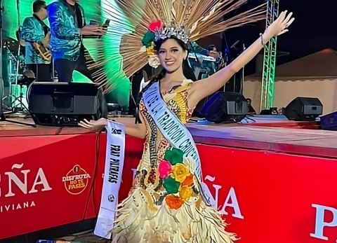 Yenifer García, Reina de la Tradición Cruceña 2023 (Foto: RRSS)