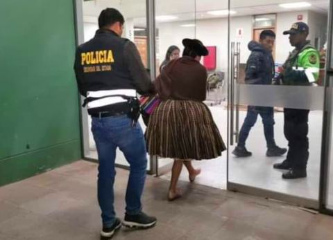 Elizabet Flores es detenida en Perú (Foto: RRSS)