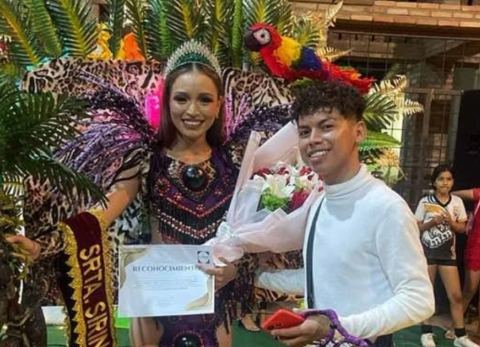 Traje típico del Diseñador Mauro Sáenz (Mari Cruz Rimba)
