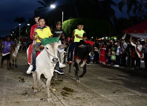 Fiesta tradicional en Santos Reyes (Foto: GAMR)